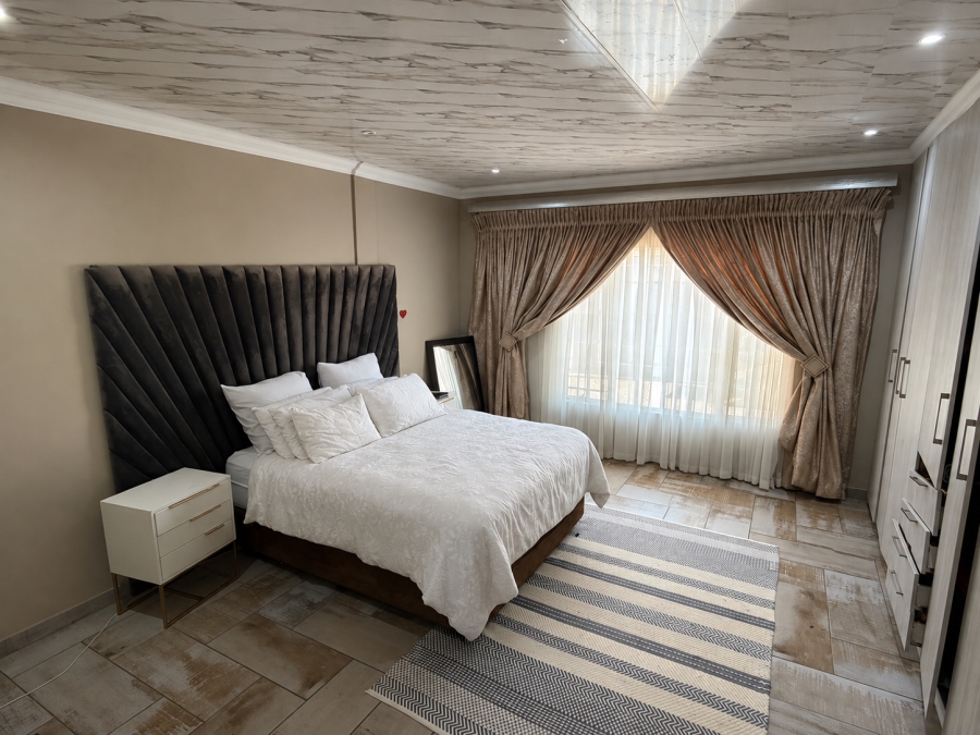 3 Bedroom Property for Sale in Waterkloof North West